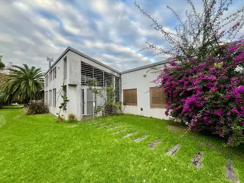 Luis Maria Campos 448