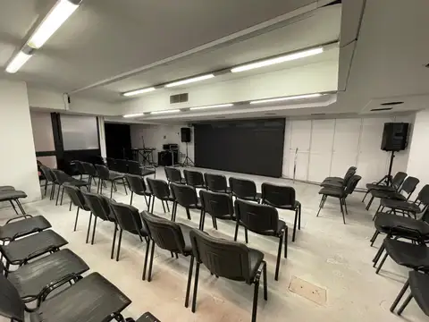 Oficina en Venta 40 años