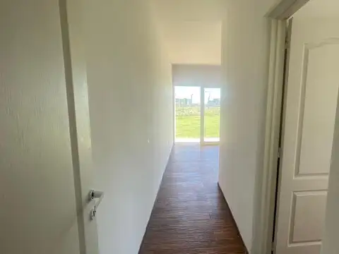 Casa en Venta con 4 cocheras