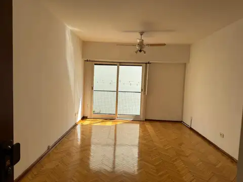 CARRANZA 2300, Piso 2