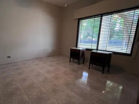 Casa en Venta en Campana, USD 210.000