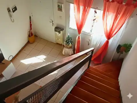 Depto Tipo Casa en Venta de 2 ambientes