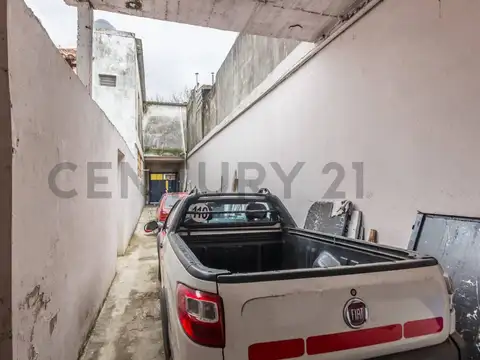 San Pedro 3800, Piso 0