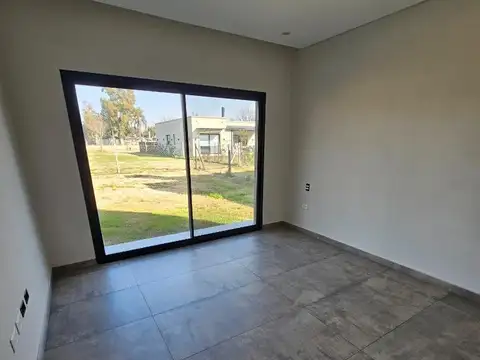 Casa en Alquiler al Oeste