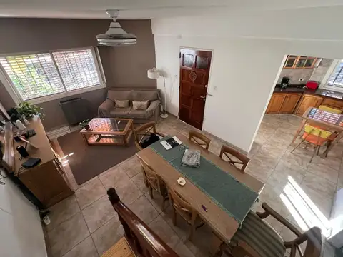 Depto Tipo Casa en Venta con 1 cocheras