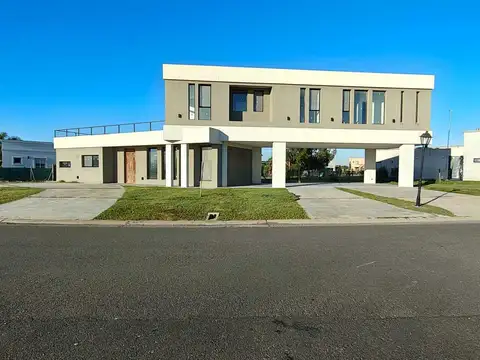 Casa en Venta en Countries y Barrios Cerrados en Escobar, Partido de Escobar
