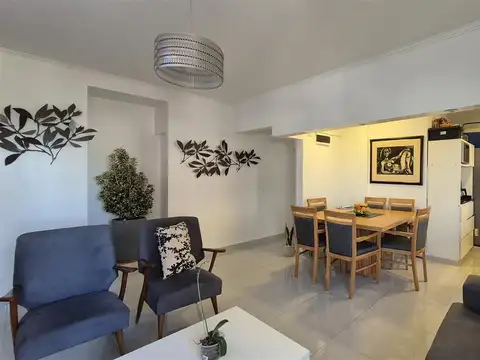 En Venta Depto 4 amb. con balcón y lavadero. Reciclado.  V. Martelli  - V. Lopez