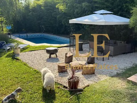 VENTA CASA CON PILETA