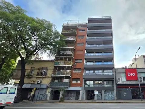 Avenida Rivadavia 8879