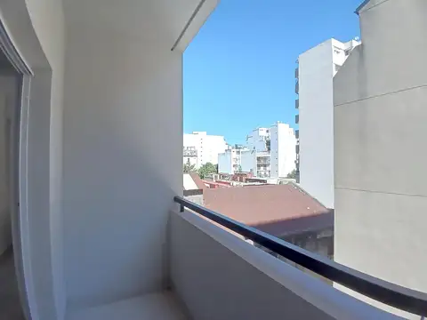 Departamento en Alquiler con 1 cochera