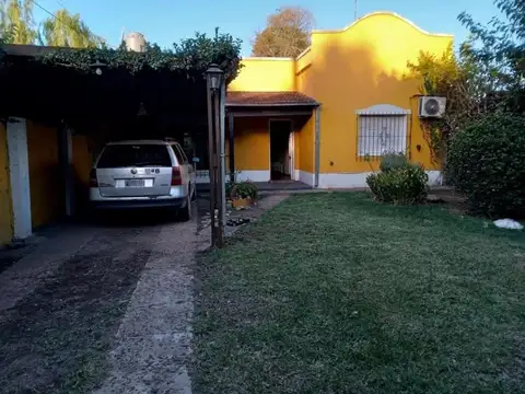 Venta Casa quinta 4 ambientes en la reja moreno 