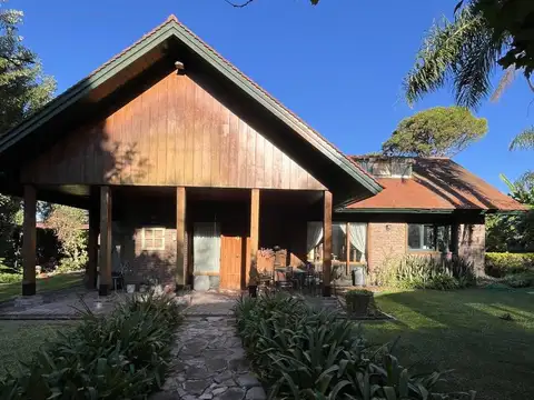 Casa en Venta de 5 dormitorios