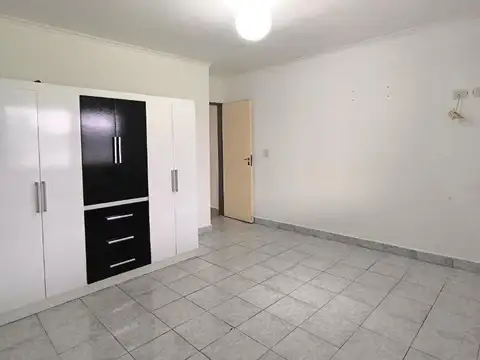 Casa en Alquiler al Oeste