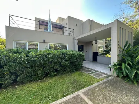 Casa  en Venta en Laguna del Sol, General Pacheco, Tigre