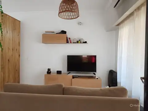 Casa 6 ambientes con 2 baños