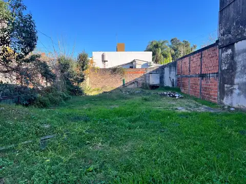 Terreno de 209m2. en Ituzaingó Norte