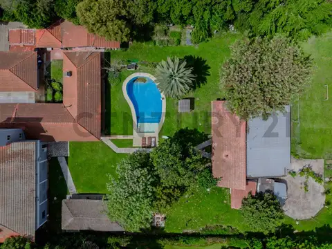 Emilio Mitre 1900, Piso 0