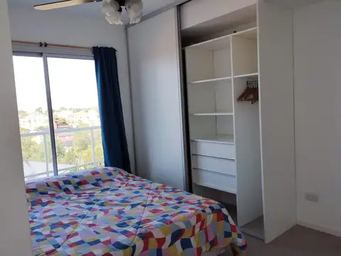 Departamento en Alquiler Temporal con 1 cochera