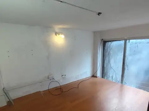 Local en Alquiler con entrepiso