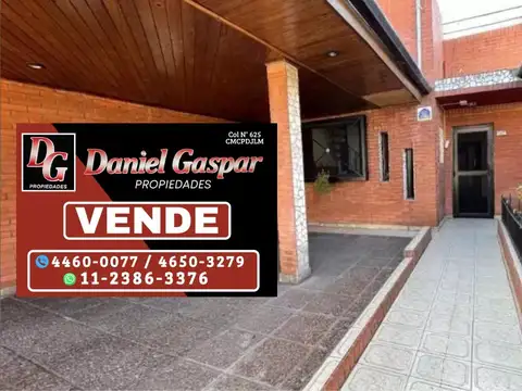 VENTA – CASA 4 AMBIENTES EN LANÚS OESTE