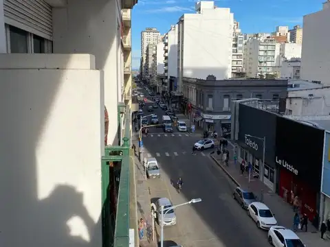 DEPTO. 4 AMB. CENTRO