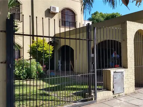 Araoz 100