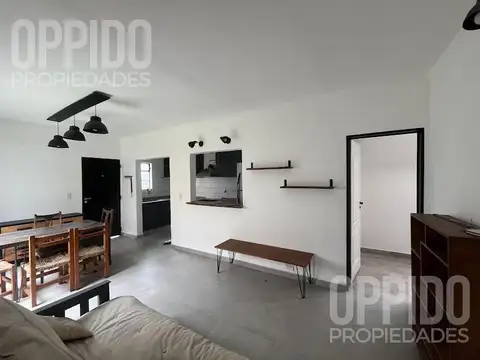 Hermoso PH 3 ambientes al fondo con patio propio en Ramos Mejia