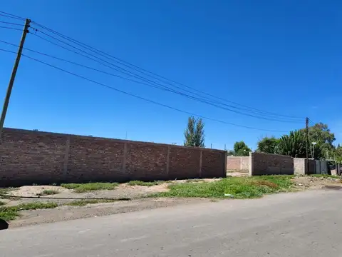 Lote en Venta calle Serrano, Lujan de Cuyo