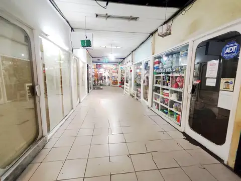 Mitre 500, Piso 1