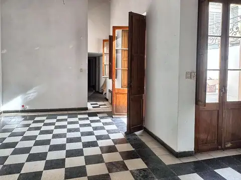 Casa en Alquiler de 4 dormitorios