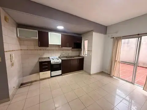 Departamento de 2 ambientes con dos Patios.