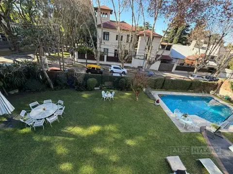 CASA EN VENTA EN OLIVOS, VICENTE LOPEZ