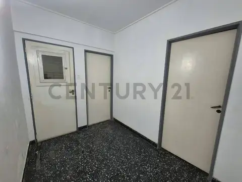 Somellera 600, Piso 1