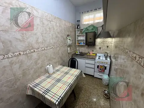 Depto Tipo Casa 4 ambientes con 2 baños