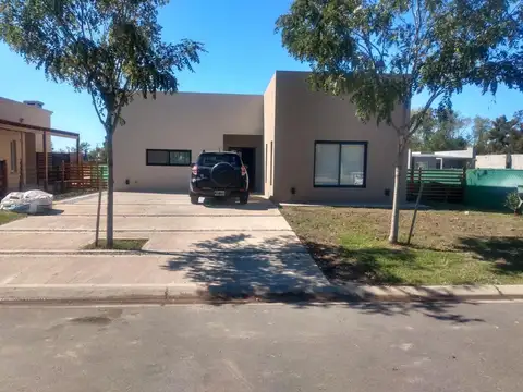 Casa a estrenar en San Ramon 