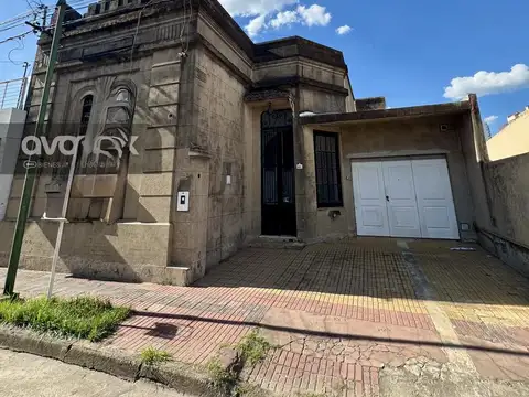 Casa Céntrica en Calle Belgrano – Ideal Proyecto o Refacción