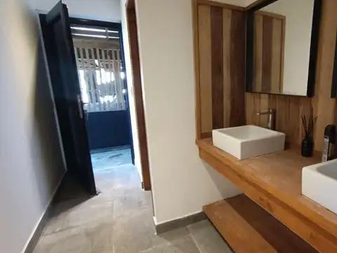 Casa en Venta en Villarobles, USD 465.000