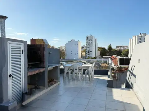 VENTA TRIPLEX CON TERRAZA  Y PARRILLA GORRITI 3700 PALEMO
