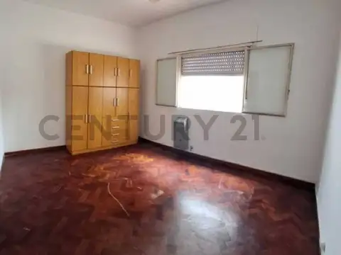 Pasco 1100, Piso 1