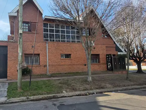 Casa en Venta en Quilmes, USD 190.000