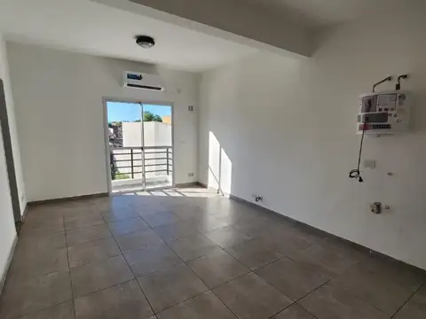 Departamento en Alquiler en Villa Dominico, $ 390.000