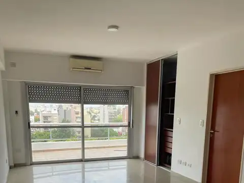 Departamento en Alquiler en Villa Pueyrredon, $ 600.000