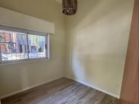 Depto Tipo Casa en Venta en Caballito, USD 98.000