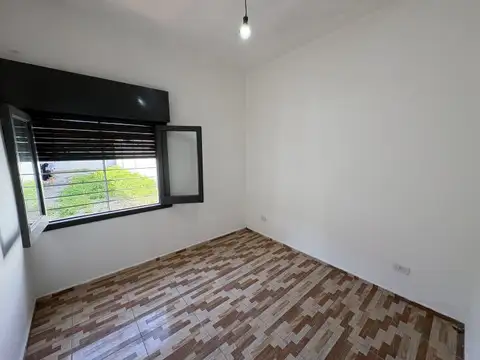 Departamento en Alquiler en Merlo, $ 400.000