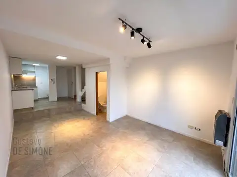 Venta PH de 4 ambientes balcón y patio en Villa Devoto
