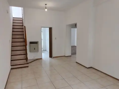 PH tipo casa en alquiler