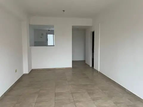 Departamento en Alquiler en Terminal de Omnibus, $ 420.000