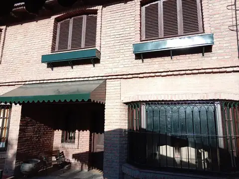 Dpto Duplex  Amoblado Básico - Zona Monumento