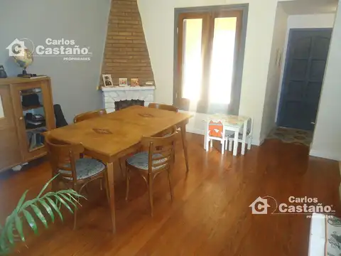 Depto Tipo Casa en Venta 39 años