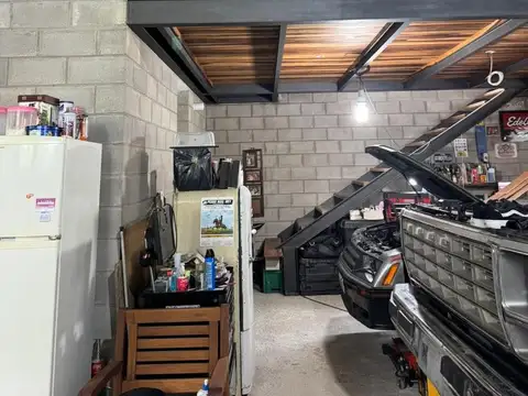 Colectora Ruta 2 Calle 238 Y 496